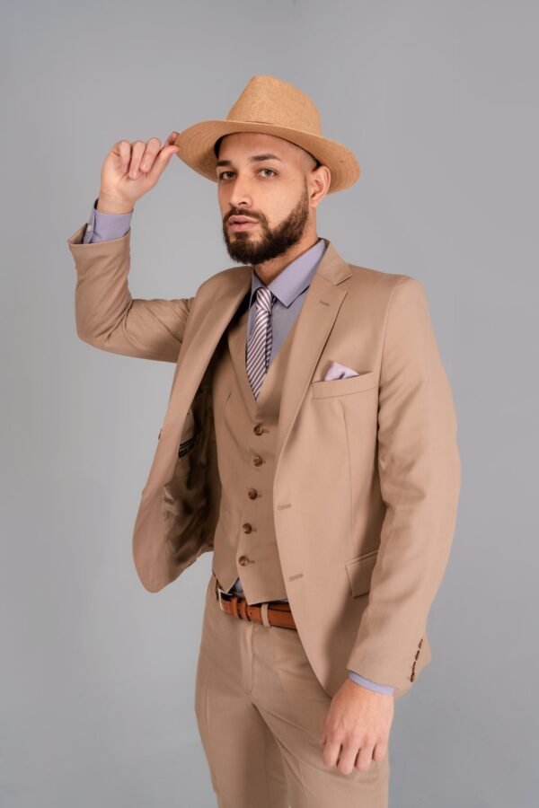 Traje Beige Claro - Imagen 2