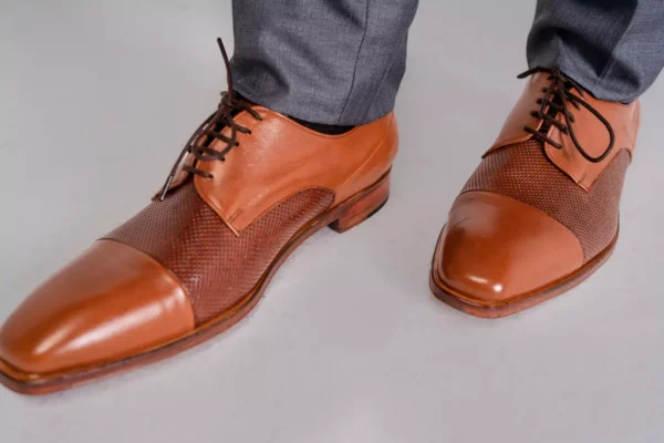 Oxfords marrones con punta cuadrada