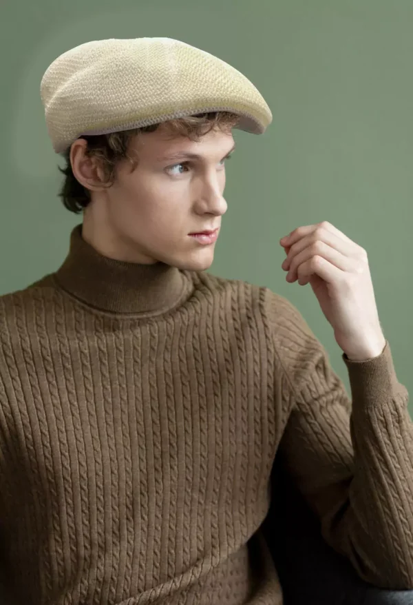 Boina vintage color beige